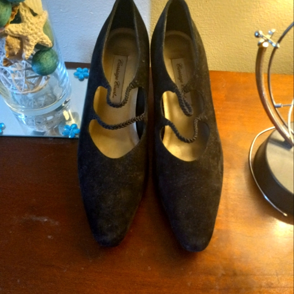 Dressy shoes